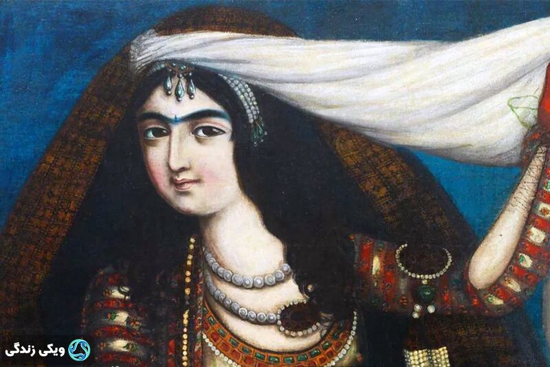 پرونده:آرایش-عروس.jpg