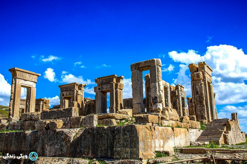 پرونده:تخت-جمشید.jpg