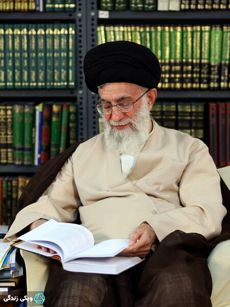 پرونده:مرجعیت-دینی۱.jpg