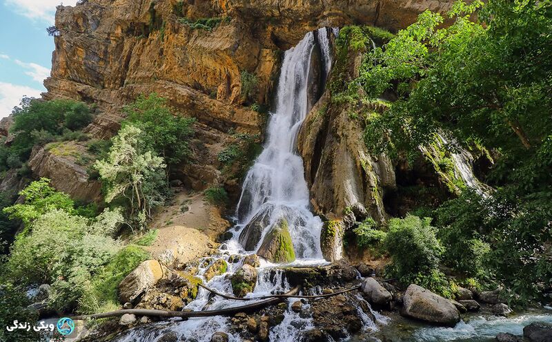 پرونده:آبشار-آب-سفید.jpg
