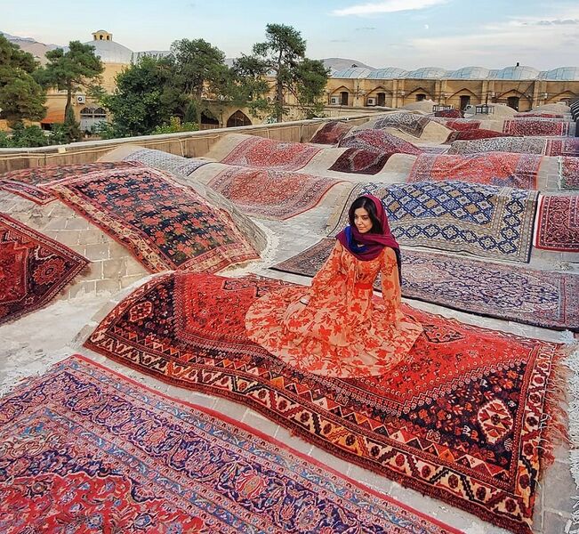 پرونده:FamTrip.jpg