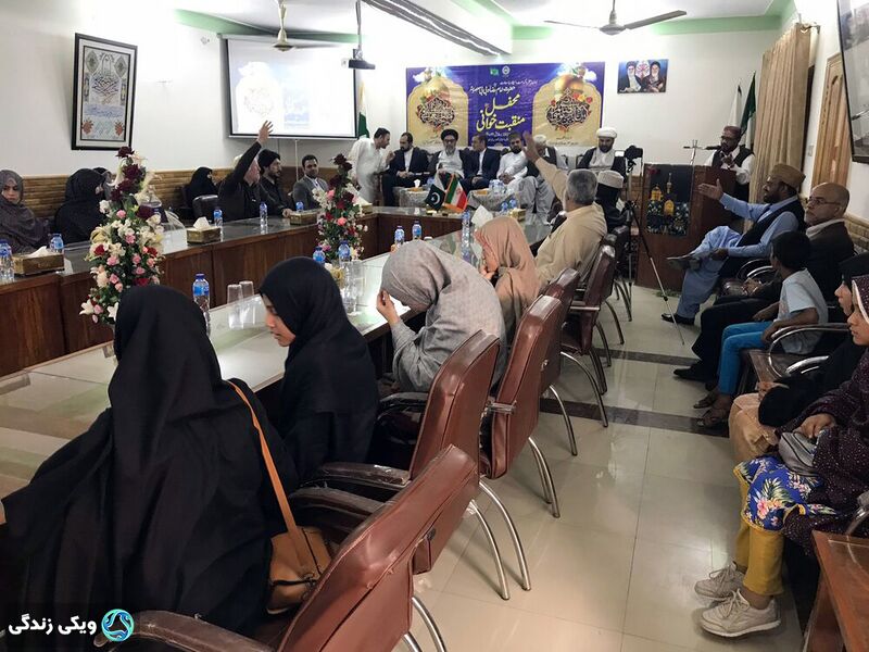 پرونده:منقبتخوانی۳.jpg